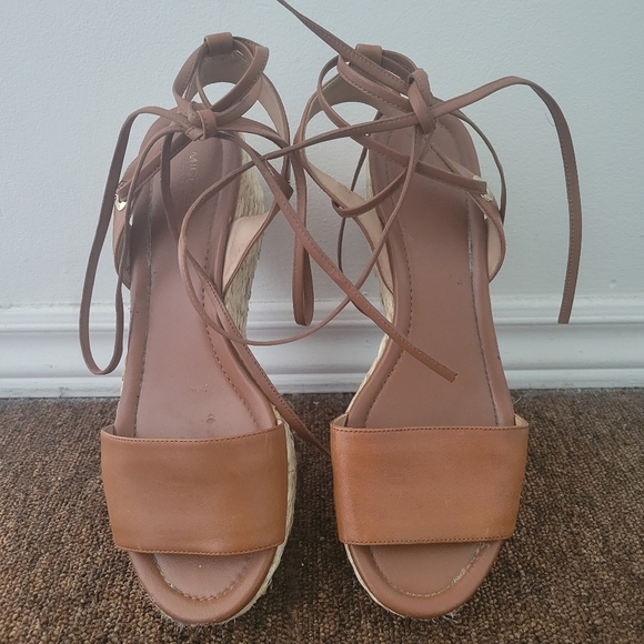 Michael Kors Platform Sandal - Picture 1 of 2